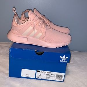 light pink U Path run shoe